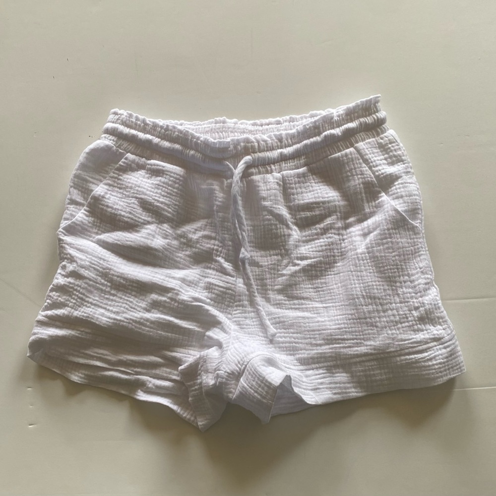 Pink Lily white linen shorts